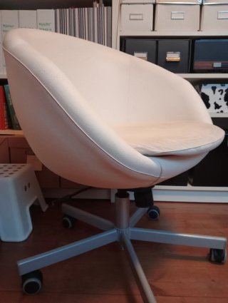 Silla giratoria Ikea SKRUVSTA