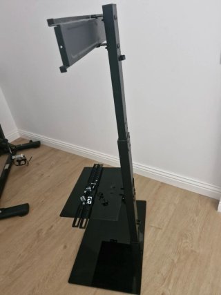 Soporte TV 30-70" BONTEC con 2 baldas de cristal.