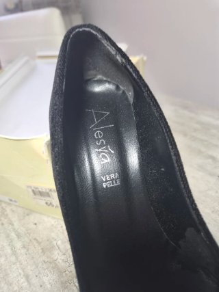 Scarpe con tacco Alesya nere taglia 36