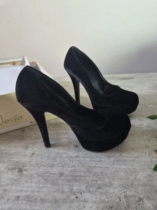 Scarpe con tacco Alesya nere taglia 36
