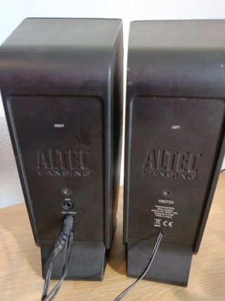 Altavoces Altec Lansing Negros
