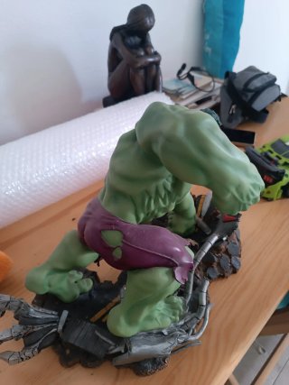 Figura Hulk Resina