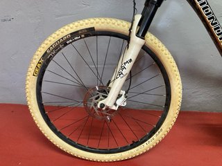 Bicicleta MTB Mondraker Ventura
