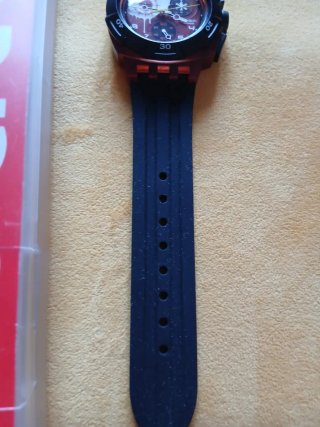 Orologio Swatch Rosso e Nero