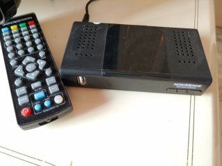 Televisor Toshiba REGZA 37" + adaptador TDT