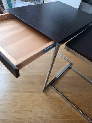 Juego mesas salón acoplables madera y acero inox.