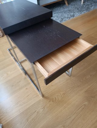 Juego mesas salón acoplables madera y acero inox.
