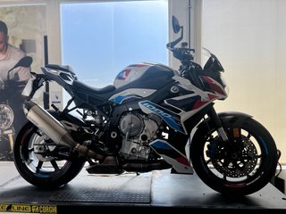 BMW M1000R