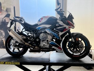 BMW M1000R