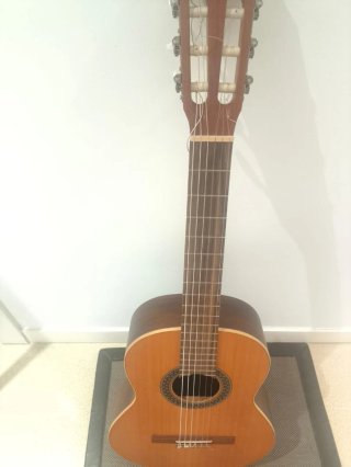 Guitarra Clásica Alhambra Cadete