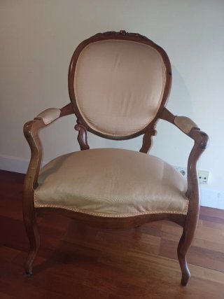 Juego de 2 butacas de madera y tela