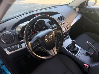 Mazda 3 1.6 Style. Un Dueño.Garantia. Sin arañazos