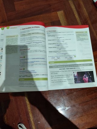 Grado Básico Lengua 3º - Libro de texto en form...