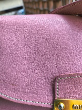 Borsetta Miu Miu pelle rosa con chiusura oro