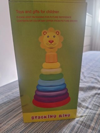 Juego de aros de madera con león