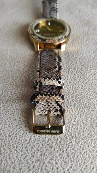 Reloj Mark Maddox Mujer Dorado y Rosa