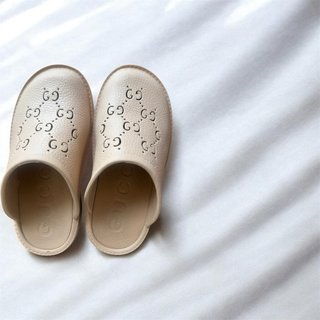 Socas Gucci bege