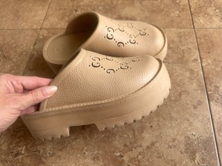 Socas Gucci bege