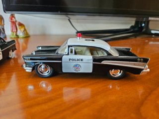 Lote 3 coches policía metálicos escala 1:43