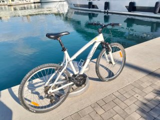 Bicicleta MTB Btwin 5.1 Blanca