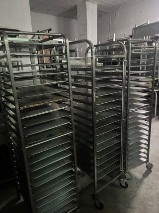 Carro para panaderia,pasteleria...... 350€/ud