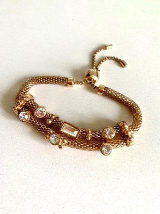 Pulsera malla joya Zara ajustable. A estrenar.