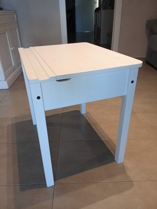 Escritorio y silla infantil blanco