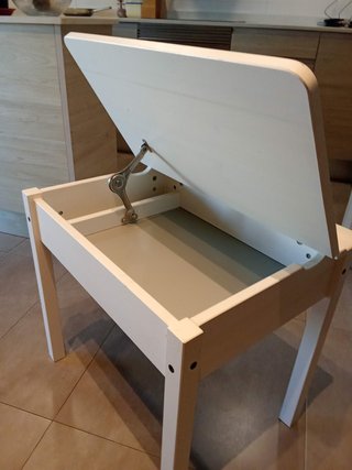 Escritorio y silla infantil blanco