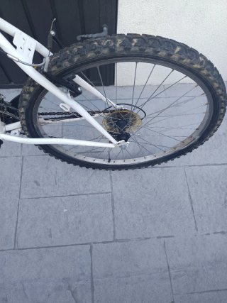 Bicicleta BMT blanca GOTTY 26"