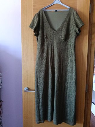 Vestido largo Cortefiel verde oliva