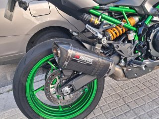 Tubo de escape Akrapovič Z900