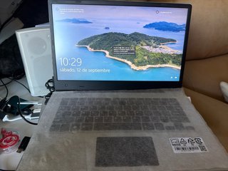 Portátil EZbook 6GB RAM 237GB SSD M.2