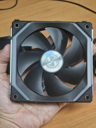 Lianli Unifan SL120 pack 3 ud.