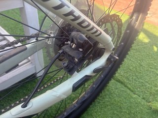 Bicicleta Eléctrica Giant Fathom E2