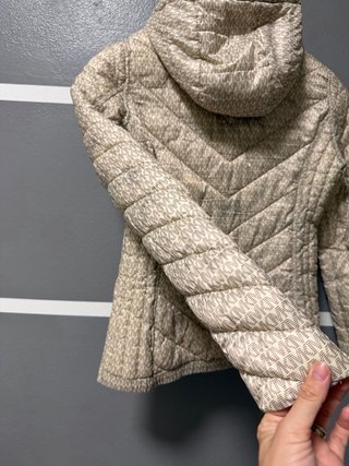 Piumino Michael Kors Monogram Beige