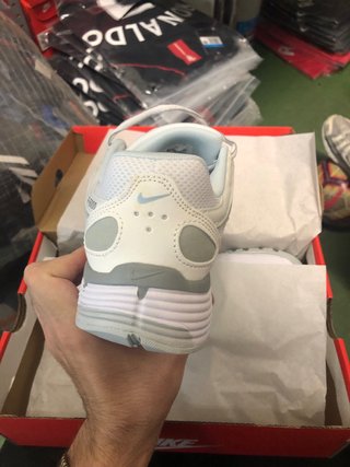 Nike P6000 Talla 41 Blancas y Grises