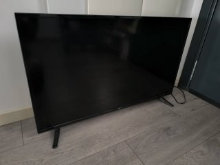 TV 40" Full HD TD Systems (K40DLM7F) – Con mando