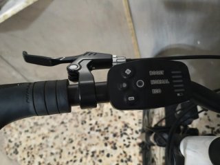 Bicicleta Eléctrica Decathlon Blanca