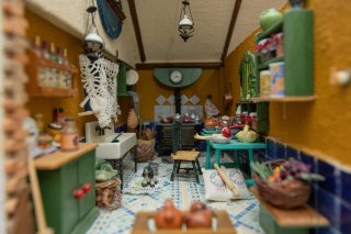 Casa de muñecas grande con luz