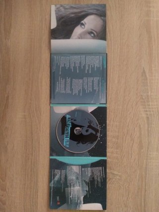 CD Malú - Guerra Fría