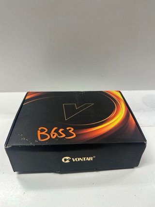 Caja TV con mando y cargador