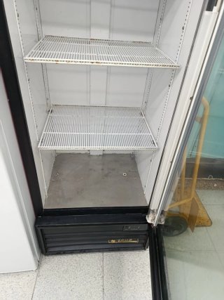 Nevera Coca-Cola con puerta de cristal