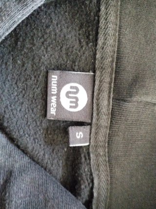 Sudadera NUM WEAR Talla S Negra Dibujo