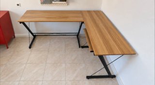 Mesa de estudio esquinera madera y metal