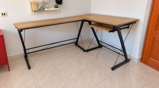 Mesa de estudio esquinera madera y metal