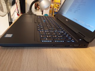 PC PORTATILE DELL LATITUDE 5580 i5 RETROILLUMINATO