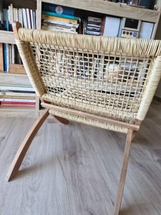 Poltrona in vimini e legno