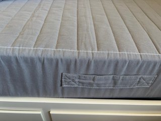 Diván IKEA HEMNES. Un colchon incluido.