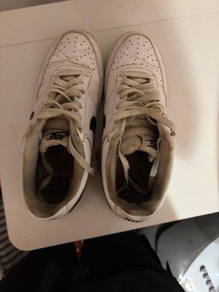 Zapatillas Nike Blancas y Negras