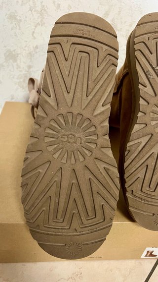 UGG Originali 39 Chestnut con Fiocchi